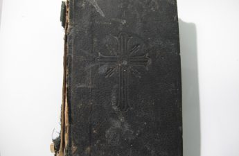 Tản mạn về giọng đọc kinh Qui Nhơn